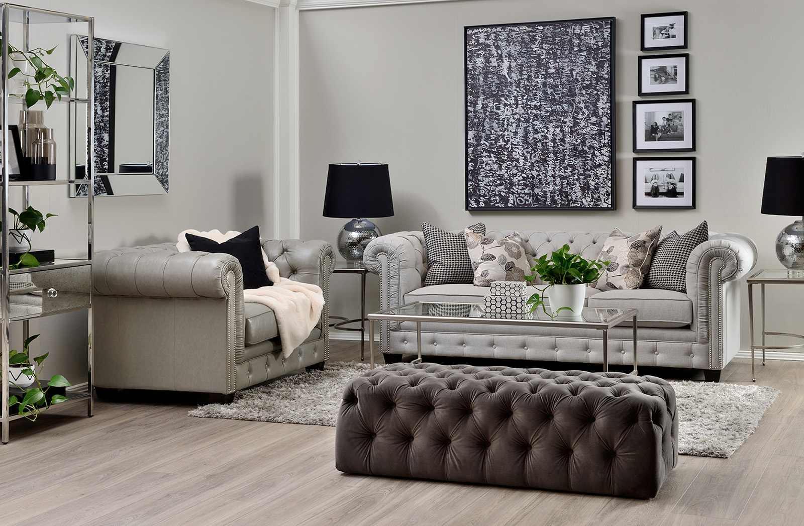 Decor-Rest_2230_Sofa__3230_Chair_Room3_XL.jpg