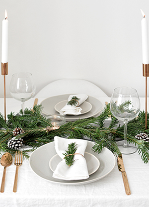 Spruce Up the Dining Table with garland - Spruce_Up_the_Dining_Table_300x416.jpg 