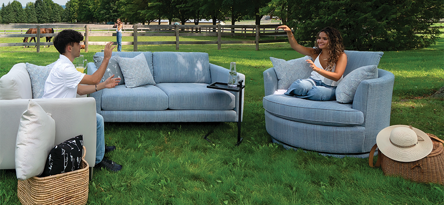  - Transitioning_from_Summer_to_Fall_2024_900x416.jpg 