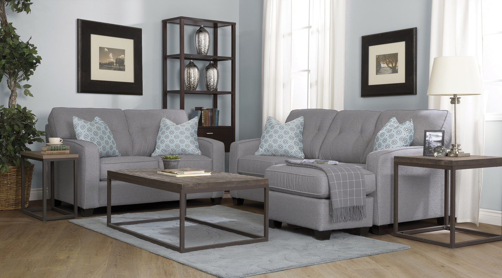 2298_Sofa_w_chaise__Love_Room.jpg