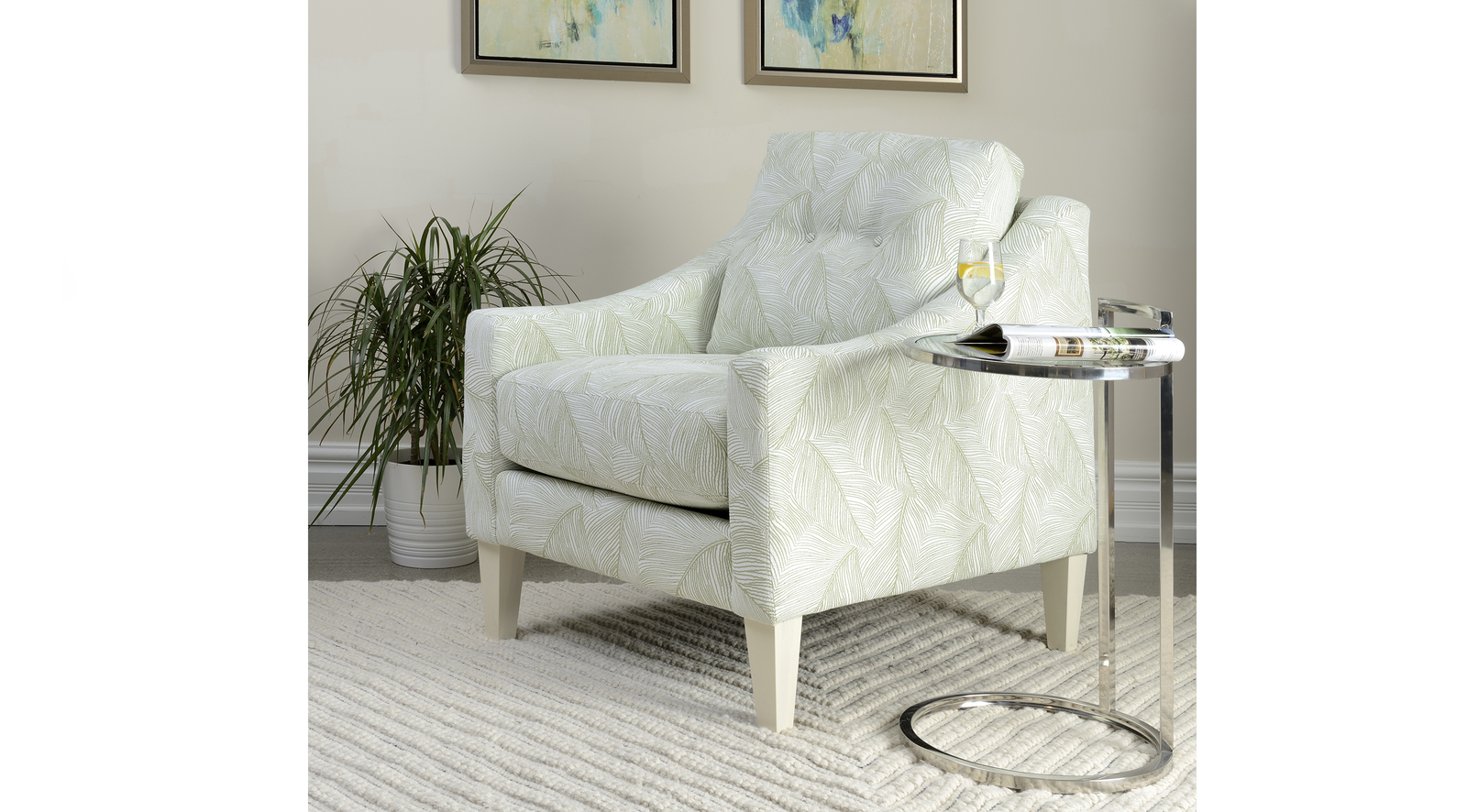 2467_Chair_room.jpg