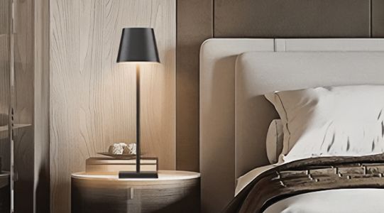 013-0600TL_Bella_Cordless_Table_Lamp_Room.jpg