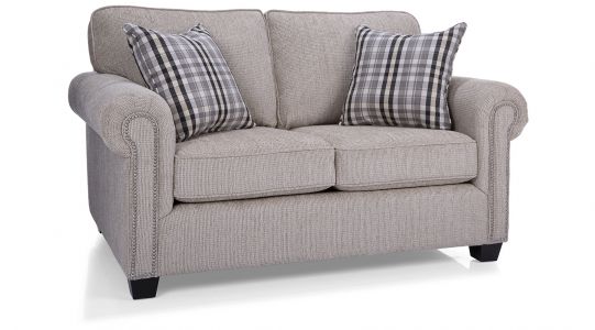 2003_Loveseat_with_Nail_Studs.jpg