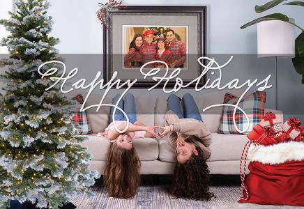 Happy_Holidays_800x550.jpg Photo